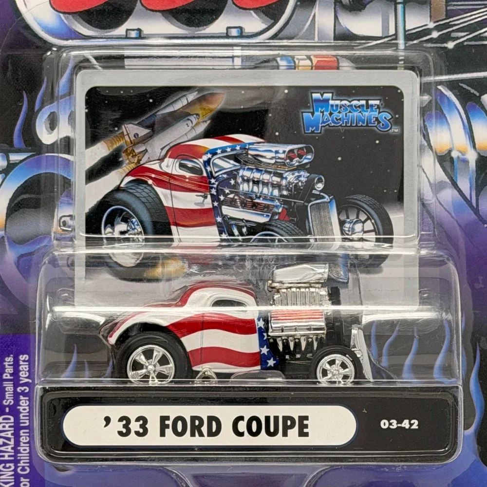 Muscle Machines '33‎ Ford Coupe 1:64 Die Cast Patriotic Stars & Stripes 03-42